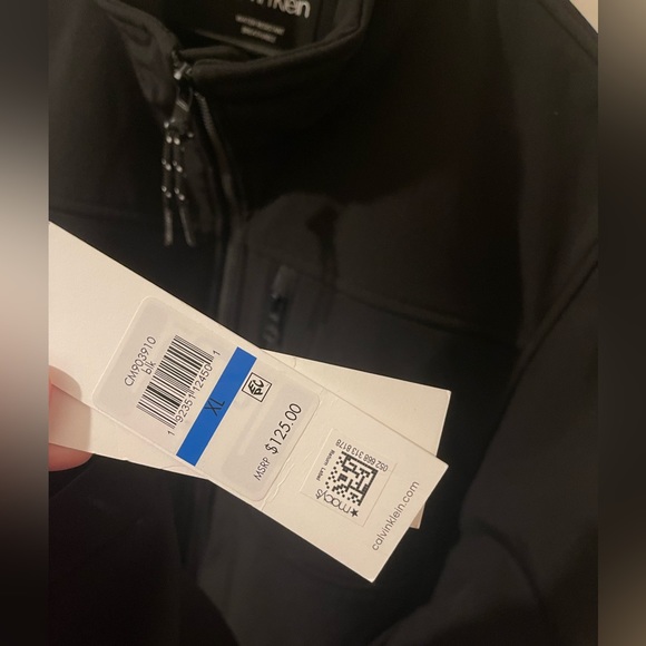 CALVIN KLEIN Men's Infinite Stretch Soft Shell Jacket - Picture 13 of 13